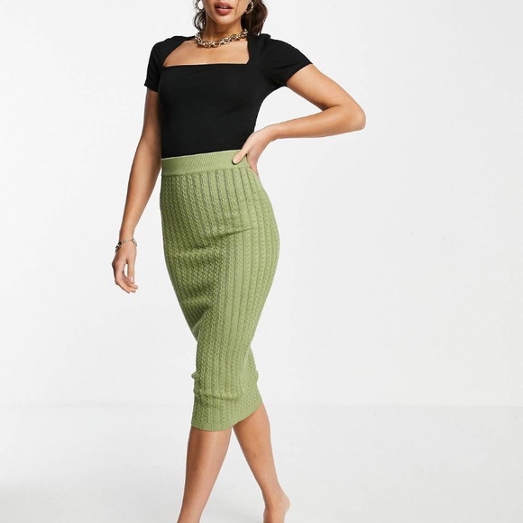 Missguided green knit pencil skirt - Picture 3 of 4
